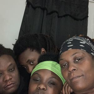 Meet your Posher, Kendra